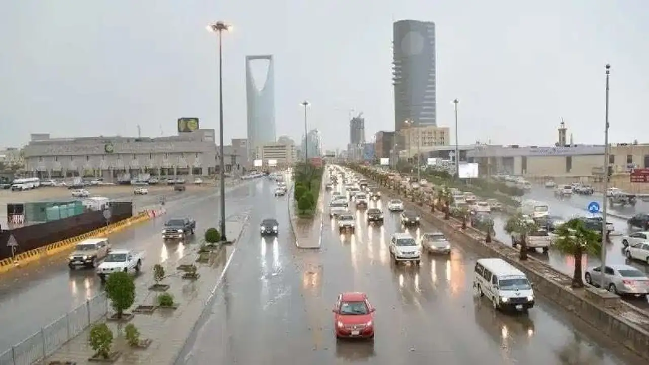 أمطار رعدية مرتقبة.. تفاصيل حالة الطقس في الرياض ومكة المكرمة وعدة مناطق السعودية